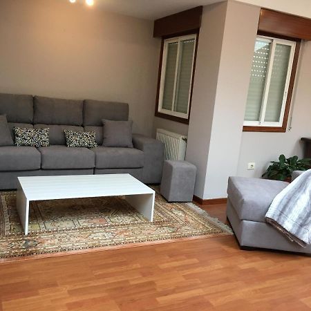 شقة Duplex Rosalia De Castro. ريبادافيا المظهر الخارجي الصورة