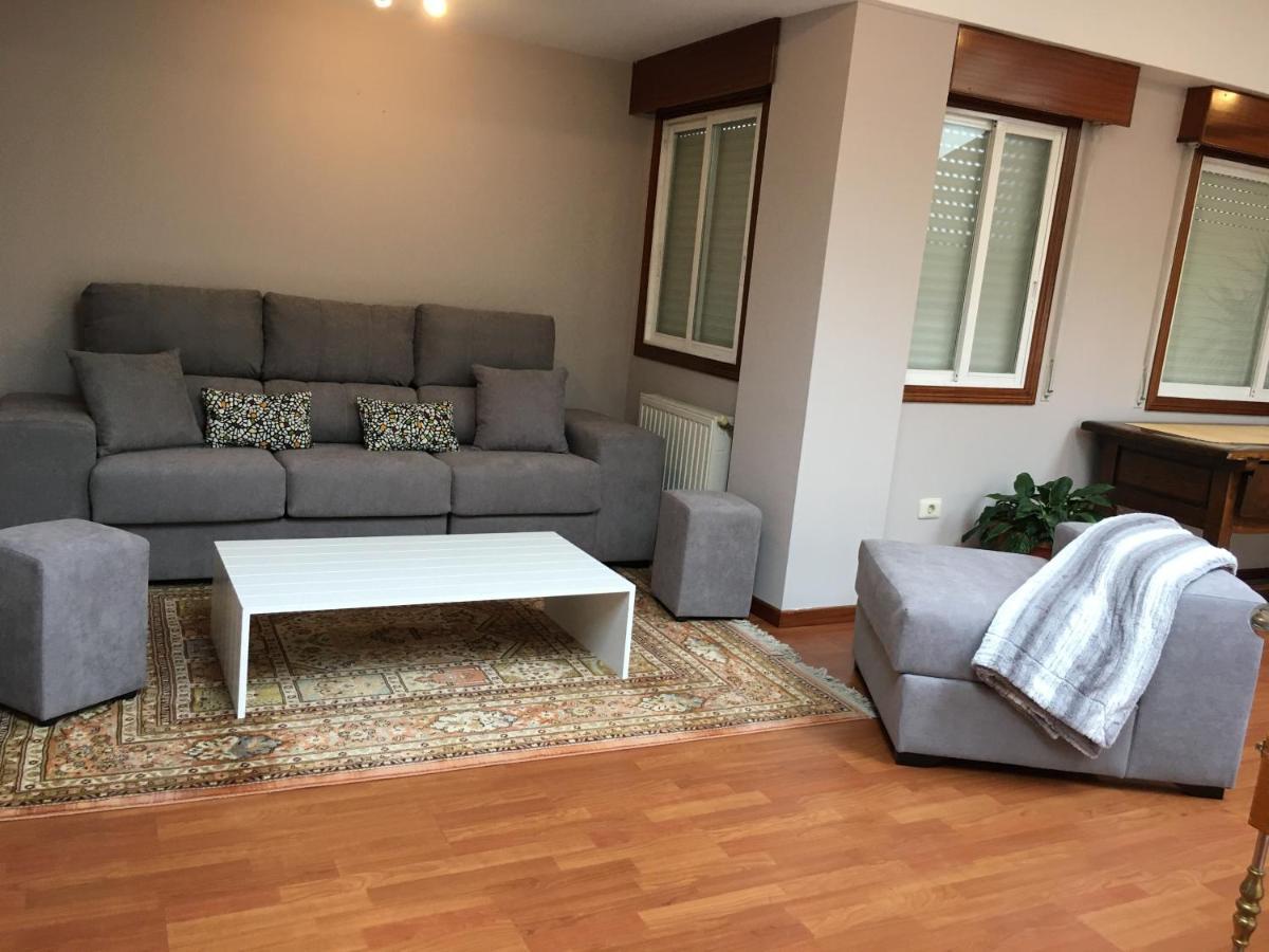 شقة Duplex Rosalia De Castro. ريبادافيا المظهر الخارجي الصورة
